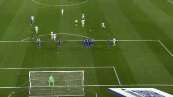 口误？斯洛特：梅西C罗没在英超踢过，很难比较他俩和萨拉赫37亮71回复